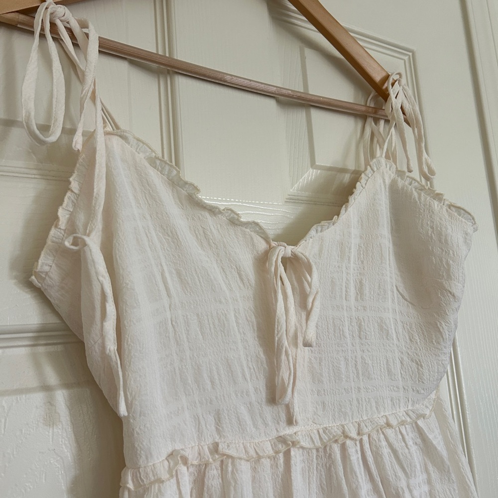 Cream Short Ruffle Dress 💛 - Picture 2 of 4